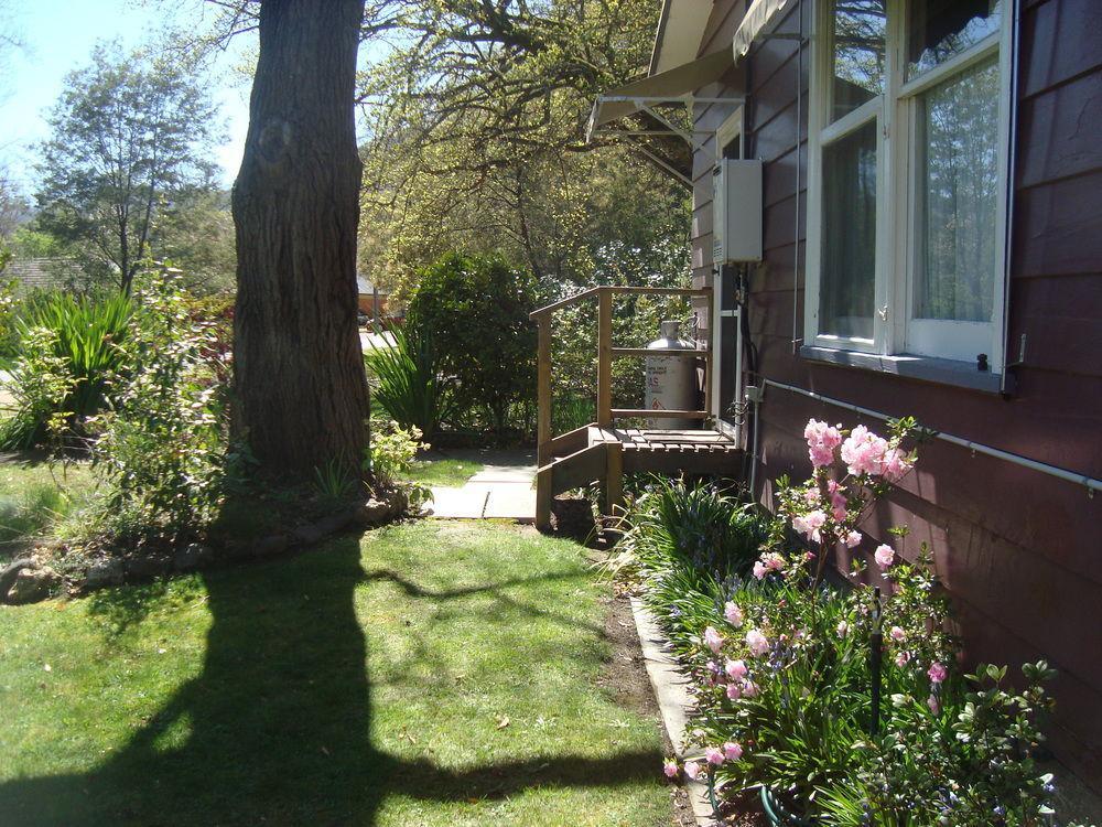 Elm Lodge ไบรท์ ภายนอก รูปภาพ